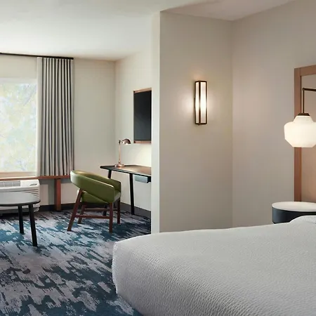 Fairfield By Marriott Inn & Suites Page