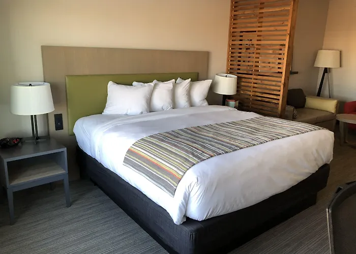 Fairfield By Marriott &