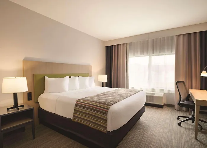 Fairfield By Marriott & Page