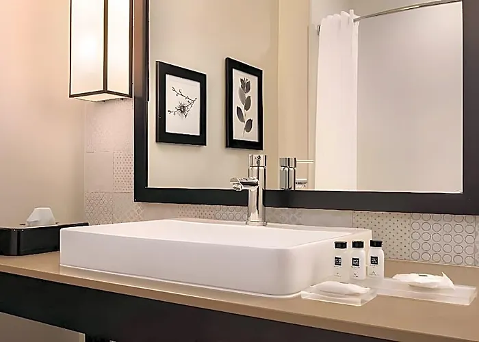Fairfield By Marriott & Page