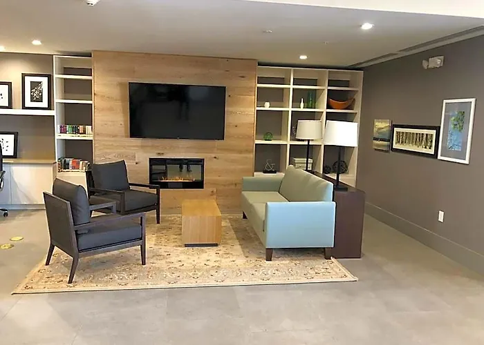 Fairfield By Marriott &