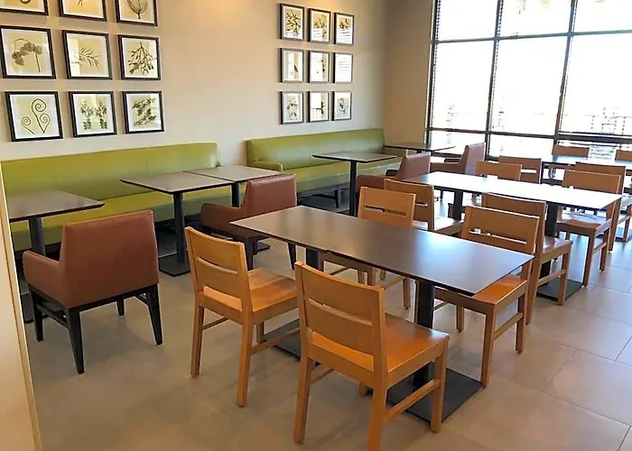 Fairfield By Marriott &
