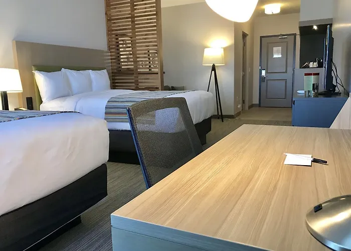 Fairfield By Marriott &