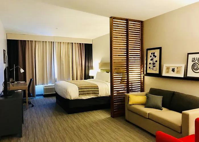 Fairfield By Marriott &