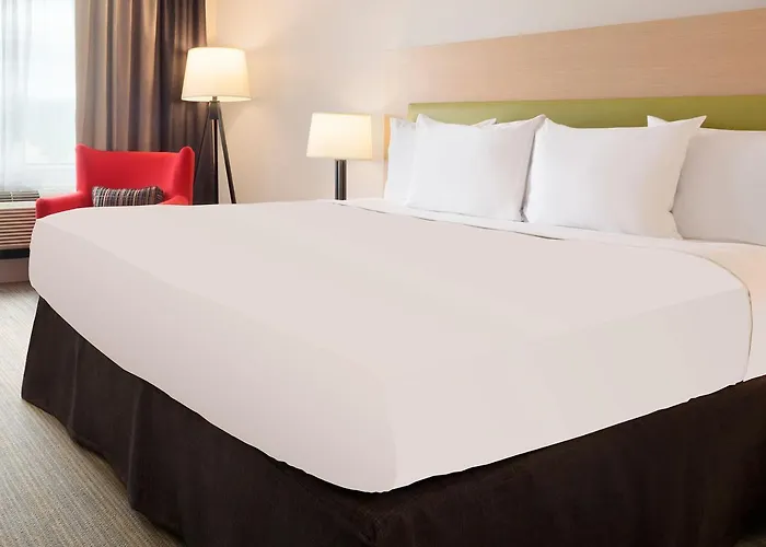 Fairfield By Marriott & Page